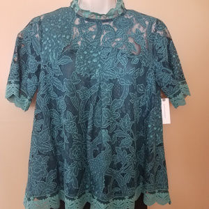 HD short sleeves blouse